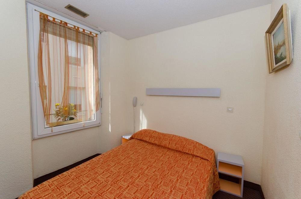 Appia Hotel คานส์ ภายนอก รูปภาพ